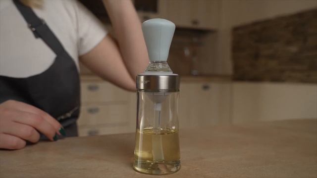 Емкость для масла с кистью дозатором PINZEL смотреть онлайн