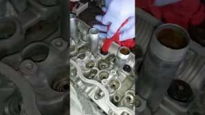 Как засухарить рассухарить клапана.