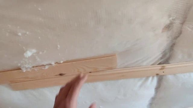 Утепление Пеной (Пеноизол) Утепление стен мансарды! Реальная практика!