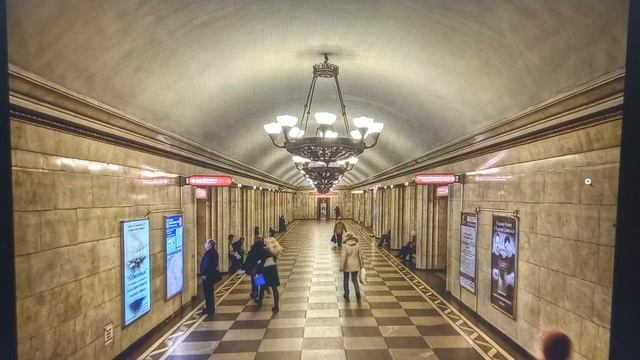 15 самых красивых станций Питерского метро смотреть онлайн