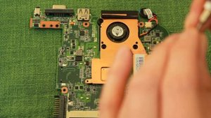 Как разобрать Asus Eee PC 1001P