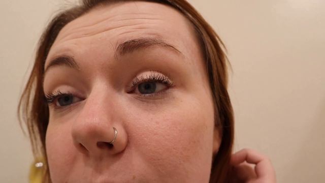 trying false lashes *missing my extensions* смотреть онлайн