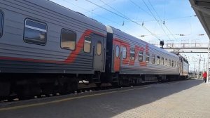 Станция Балезино,электровоз ЧС4Т-236 отправление пассажирского поезда.