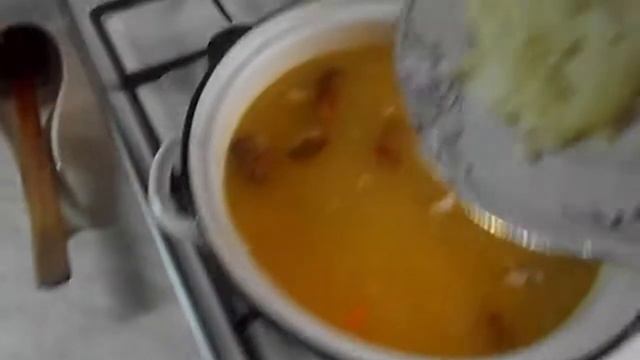 СУП  ГОРОХОВЫЙ  С  ГРЕНКАМИ . смотреть онлайн