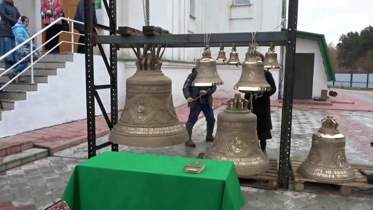 Колокольный звон в кафедральном соборе Живоначальной Троицы р.п.Ордынского смотреть онлайн