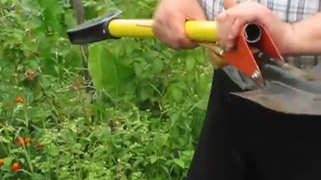 Чудо-ловилы, лопаты и вилы.