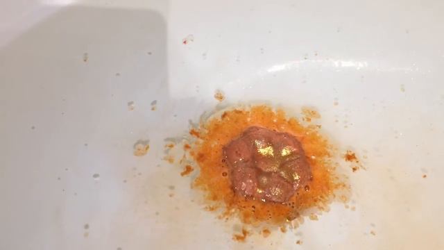 Lush 'Cloak of Invisibility' bath oil from Oxford Street смотреть онлайн