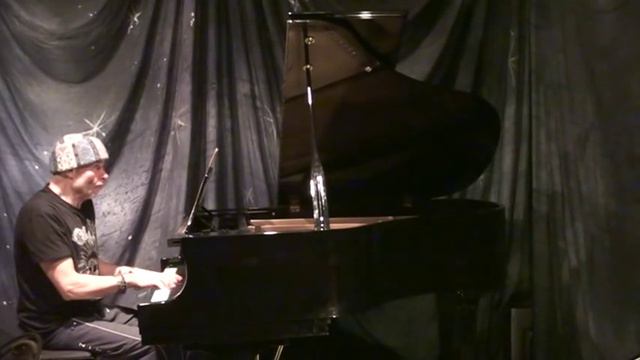 W.Seymer. Solöga Sologa Sun-eye 1 смотреть онлайн