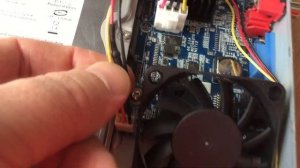 Видеорегистратор RVI 1NR08120, улучшаем внутреннюю вентиляцию в корпусе.