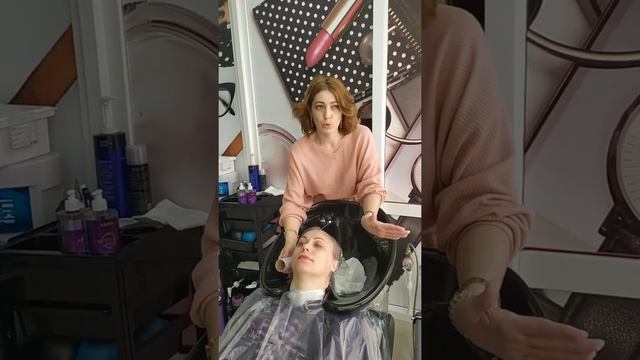 Спа-процедура для волос после окрашивания блонда.