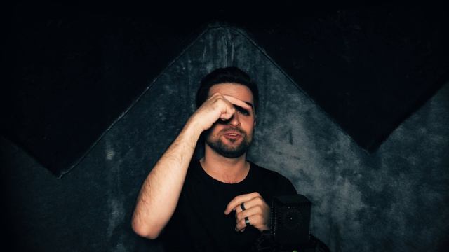 Всё о вокальных резонаторах. Урок N2 грудной и головные резонаторы показываю как найти и применять.