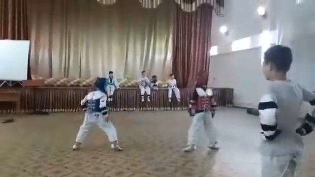 Мои спаринги с друзьями по команде клуба "Достар" г. Алматы смотреть онлайн