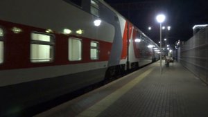 ЭП1М-473 с поездом №642 Ростов — Адлер.