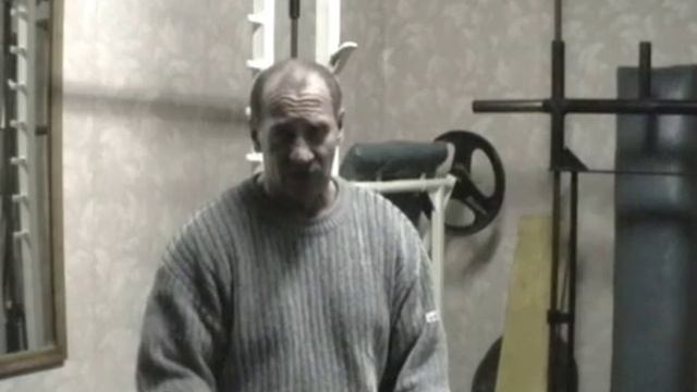 ЛОКТИОНОВ ВАЛЕРИЙ РАССКАЗЫВАЕТ О МНОГОПОВТОРНЫХ ПРИСЕДАНИЯХ