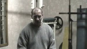 ЛОКТИОНОВ ВАЛЕРИЙ РАССКАЗЫВАЕТ О МНОГОПОВТОРНЫХ ПРИСЕДАНИЯХ