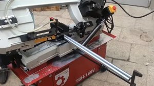 Распиловка резьбовых шпилек DIN 975