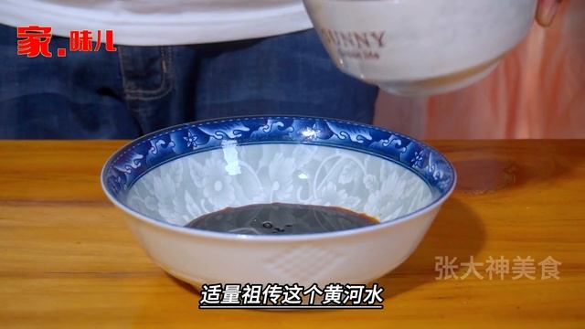 四川老師傅鴨血燒豆腐，日賣1000份，去廁所的時間都沒有，真厲害【張大神美食】#鴨血燒豆腐 #鴨血 #豆腐