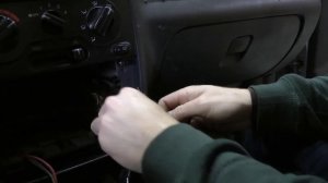 Как самому поменять магнитолу в машине