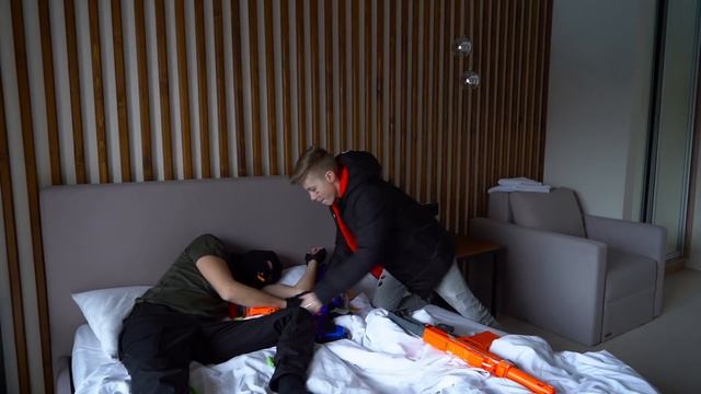 NERF - Punishment. В ОДИНОЧКУ против БАНДЫ.... смотреть онлайн