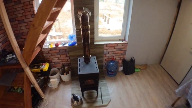 ОТОПЛЕНИЕ ДАЧНОГО ДОМИКА ЗИМОЙ / ОТОПИТЕЛЬНАЯ ПЕЧЬ ВЕЗУВИЙ В5С