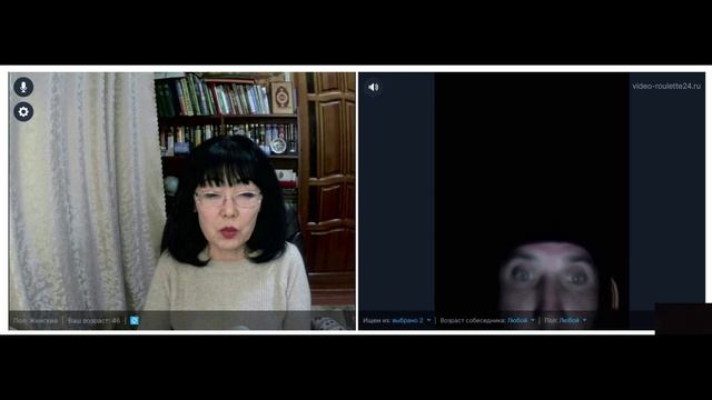 Вышел погулять. Ждёт смс.