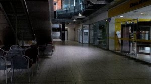 ты случайно залез в подсобку