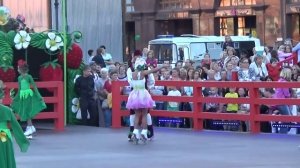 Роллер шоу «Чиполлино» (Roller show _Cipollino_)