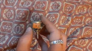 Найдено много радиодеталей. телефон NOKIA.  PHILIPS..mp4