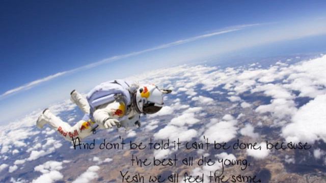 Free - Twin Atlantic (The Stratos Spaced Out Remix) - Lyric Video смотреть онлайн