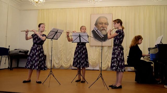 "Одинокий пастух", флейта Трио флейт