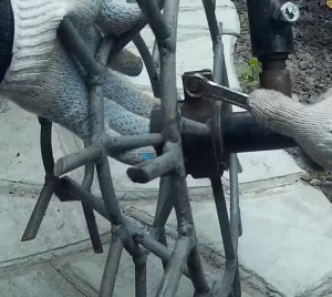 Ставим ежики на мотоблок.