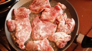 Свиные медальоны с апельсиновым соусом