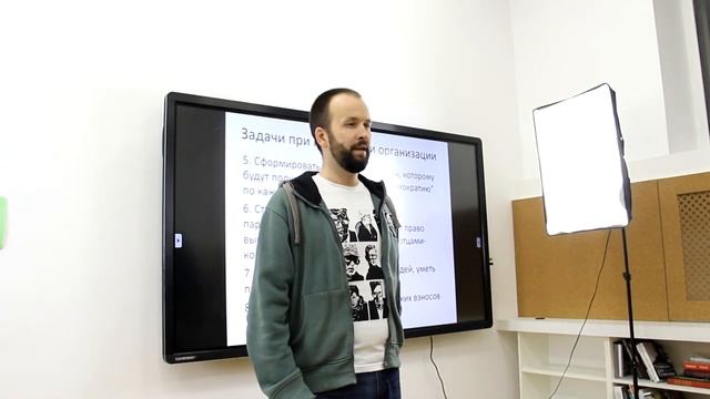 Росс Марсов и Андрей Песоцкий. Патриотическое движение: оффлайн и онлайн
