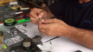 Как сделать макушатник для ловли карпа. Лайфхак.