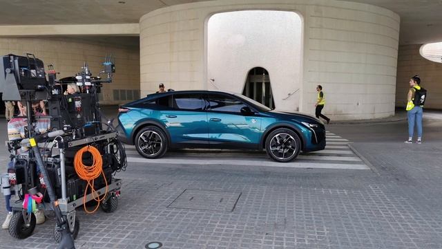 Peugeot 408 advertisement - shooting on location Valencia Spain смотреть онлайн