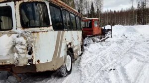 Всё вырубили. Переезд в новую делянку. Трактора кипят.