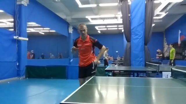 Подача с верхним вращением. Настольный теннис