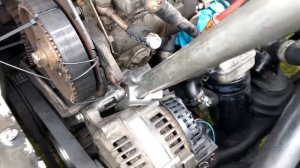 Как снять ремень генератора / помпы пассат Б3,Б4, гольф