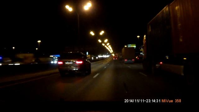 Железный привет от фуры на МКАД смотреть онлайн