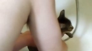 принимаю ванну