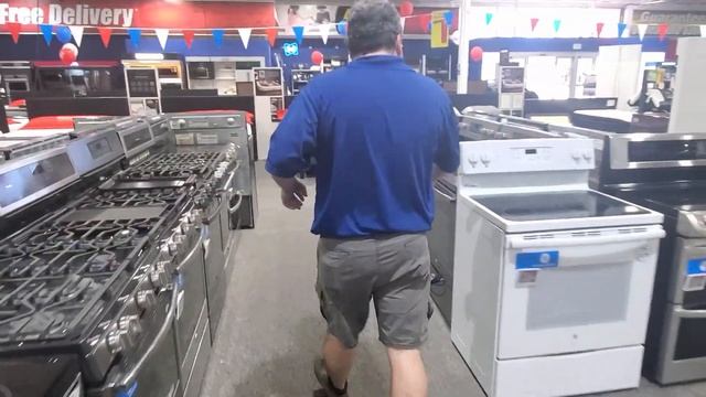 Samsung Front Oven Controls vs GE Backsplash Controls #NE58F9500SS & #JB645EK1ES смотреть онлайн