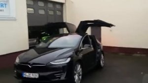 Вы такого ещё не видели электромобиль TESLA