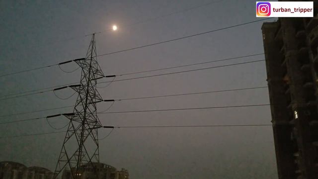 Let moon grasp the night in 30 secs ! Moonlight | From dusk to night | hyperlapse смотреть онлайн