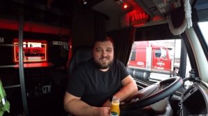 Дальнобой США.. Компания по ремонту грузовиков.. Мысли с унитаза.. Первый гололёд с приключениями..