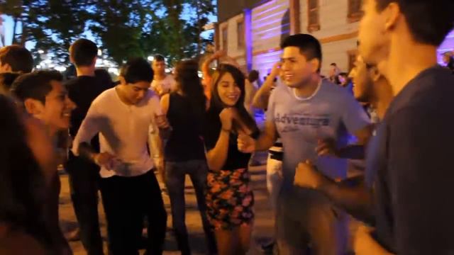 Salsa party в парке Горького (Kharkov) смотреть онлайн