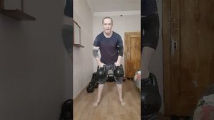 Гири на бицепс. Гири по 32 кг.