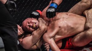 Виктор Немков проиграл Рашиду Юсупову