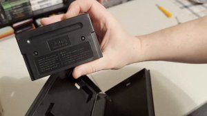 Распаковка посылок с картриджами в США. Sega, Dendy, WATA. Как открутить болты на картриджах от EA?