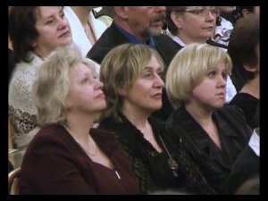 Я люблю тебя (музыка Виктора Плешака, стихи Альбины Шульгиной) -   Людмила Шкиртиль, за роялем автор