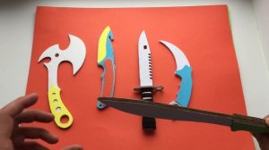 Коллекция ножей из картона